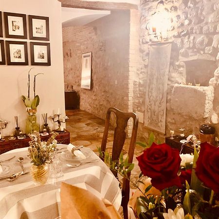 Palazzo Sant'Angelo Bed and Breakfast Σπολέτο Εξωτερικό φωτογραφία