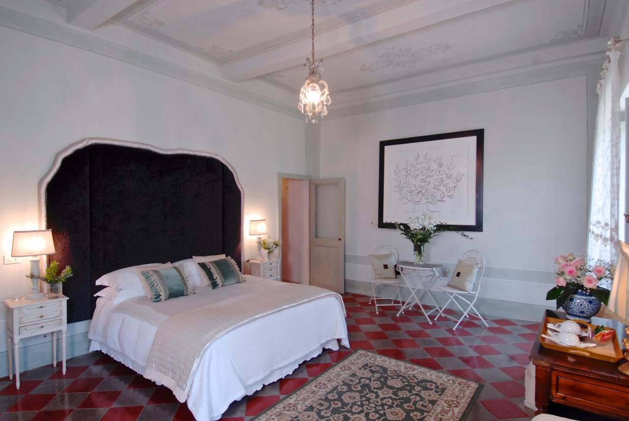 Palazzo Sant'Angelo Bed and Breakfast Σπολέτο Εξωτερικό φωτογραφία