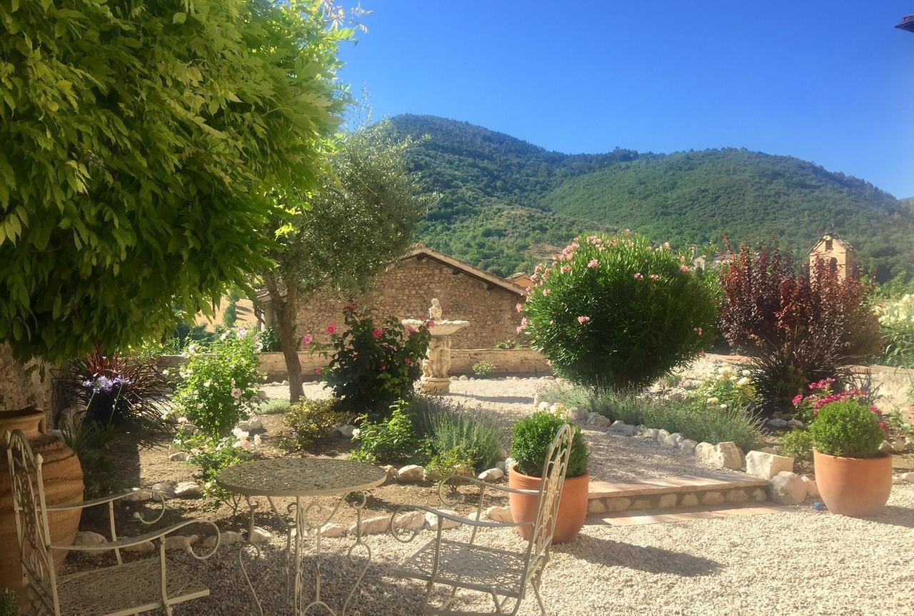Palazzo Sant'Angelo Bed and Breakfast Σπολέτο Εξωτερικό φωτογραφία