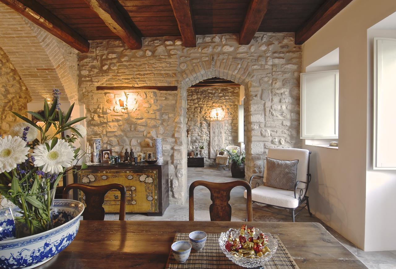 Palazzo Sant'Angelo Bed and Breakfast Σπολέτο Εξωτερικό φωτογραφία
