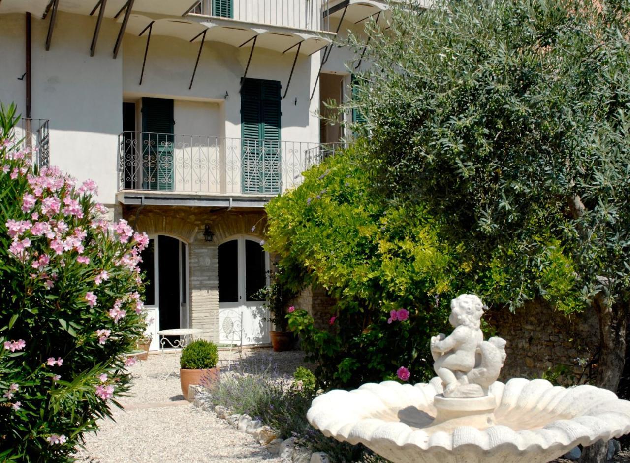 Palazzo Sant'Angelo Bed and Breakfast Σπολέτο Εξωτερικό φωτογραφία
